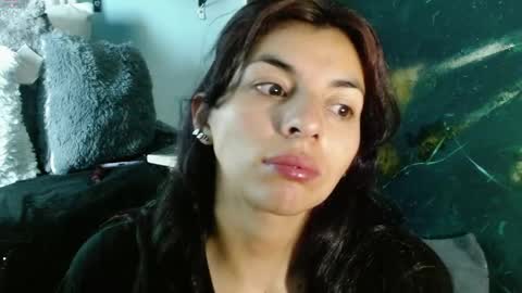 Snapshot of julieth_sex1 chatting on 03-30-26, 12:33 online show from 03-30-26, 12:33