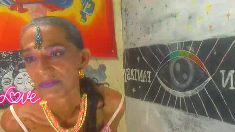 Snapshot of julieth_wolf chatting on 10-21-25, 08:53 Julieth Wolf online show from 10-21-25, 08:53