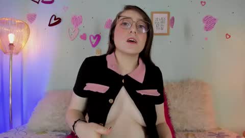 Snapshot of julietha_bianco_ chatting on 02-13-25, 06:48 Julietha online show from 02-13-25, 06:48