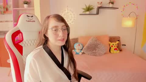 Snapshot of julietha_bianco_ chatting on 03-06-25, 05:11 Julietha online show from 03-06-25, 05:11