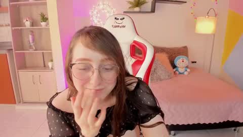 Snapshot of julietha_bianco_ chatting on 03-11-25, 04:07 Julietha online show from 03-11-25, 04:07