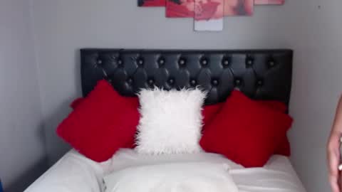 julietha fox online show from 03-05-25, 08:32