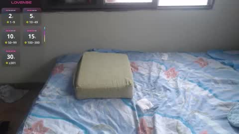 juliethserna online show from 11-11-25, 04:18