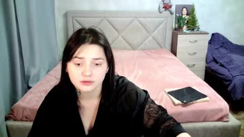 Julietkitty online show from 12-17-24, 09:50