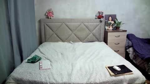 Julietkitty online show from 01-24-25, 09:17