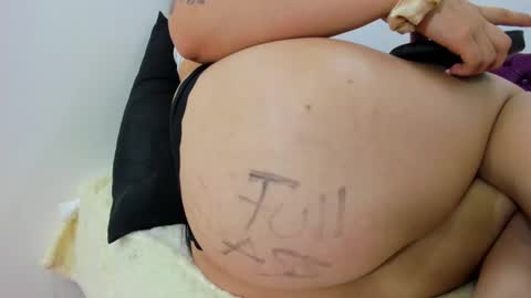 Snapshot of juliett_horny chatting on 02-21-25, 02:38 juliett online show from 02-21-25, 02:38