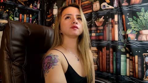 Julietta Jackson online show from 01-08-25, 10:37