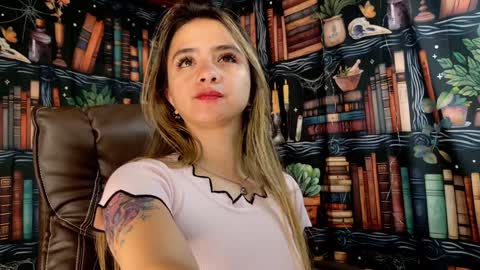 Julietta Jackson online show from 01-23-25, 03:05