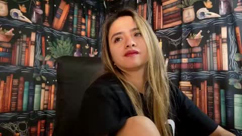 Julietta Jackson online show from 02-14-25, 09:10