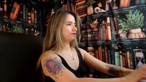 Julietta Jackson online show from 03-01-25, 05:05