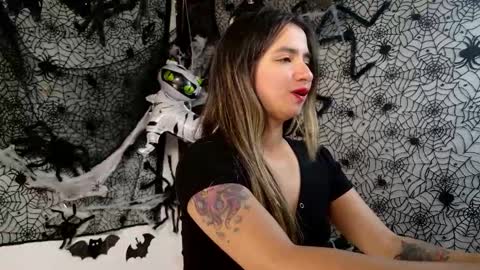 Julietta Jackson online show from 10-10-25, 08:41