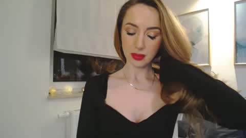JulietteSensual online show from 02-18-25, 07:09