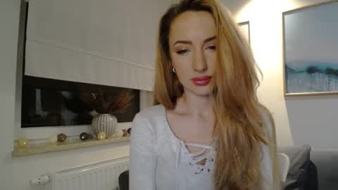 JulietteSensual online show from 03-11-25, 07:58