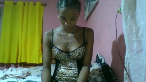 juliexexy online show from 01-12-25, 07:42