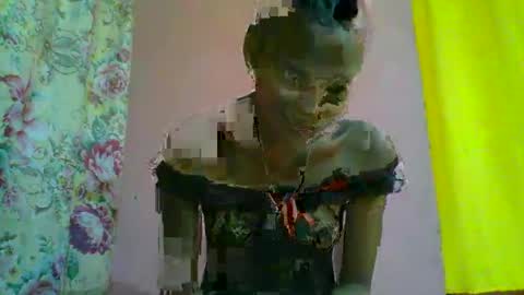juliexexy online show from 01-18-25, 12:15