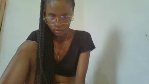 juliexexy online show from 02-06-25, 10:04
