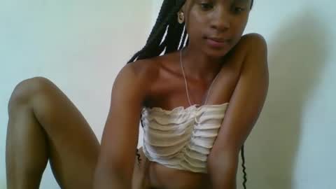 juliexexy online show from 02-14-25, 06:34