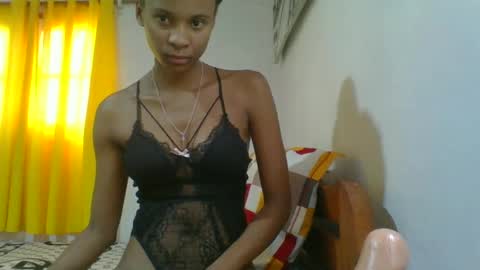 juliexexy online show from 02-17-25, 04:31