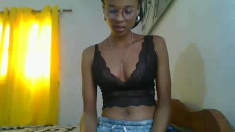 juliexexy online show from 02-23-25, 05:23