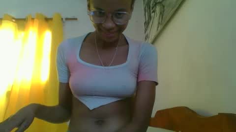 juliexexy online show from 03-04-25, 05:42
