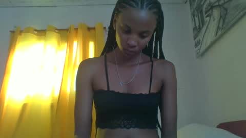 juliexexy online show from 03-06-25, 04:41