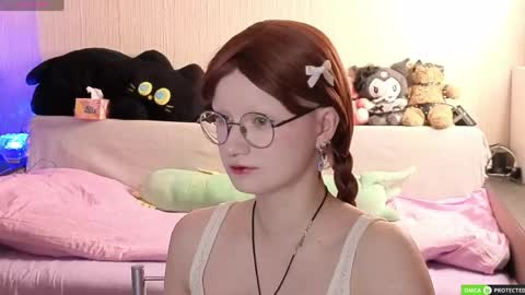 Snapshot of julifisher chatting on 05-03-26, 04:18 julifisher online show from 05-03-26, 04:18