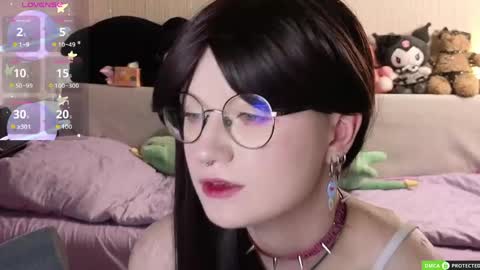 Snapshot of julifisher chatting on 05-09-26, 01:11 julifisher online show from 05-09-26, 01:11