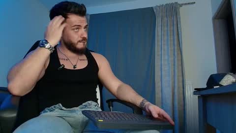 Snapshot of juliusmasters chatting on 12-23-24, 11:17 JULiUS online show from 12-23-24, 11:17