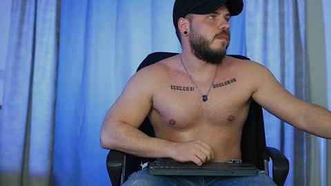 Snapshot of juliusmasters chatting on 01-03-25, 06:46 JULiUS online show from 01-03-25, 06:46