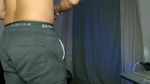 Snapshot of juliusmasters chatting on 02-26-25, 10:20 JULiUS online show from 02-26-25, 10:20
