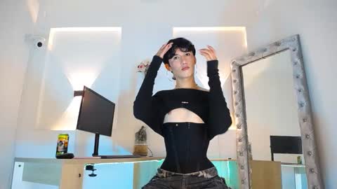 jullian online show from 05-09-26, 10:37