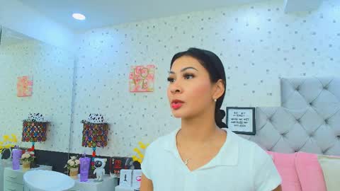 Julieta Reyes   online show from 09-10-25, 11:43