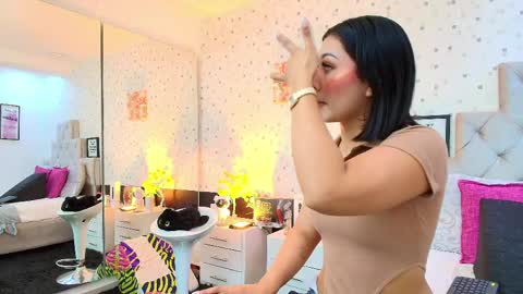 Julieta Reyes   online show from 05-07-26, 11:59