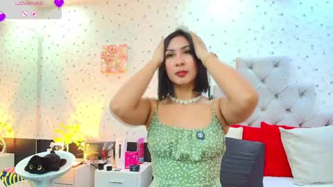 Julieta Reyes   online show from 05-08-26, 12:10