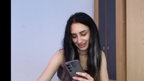 Snapshot of julyanarains chatting on 05-20-26, 11:27 Julyana online show from 05-20-26, 11:27