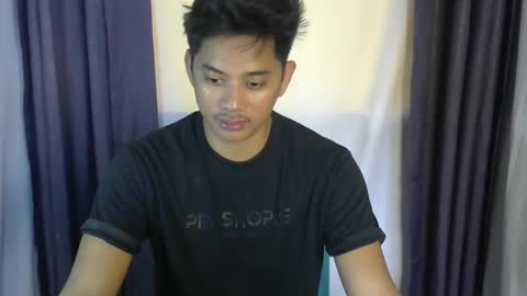 Snapshot of julz_alwayshorny chatting on 10-03-25, 06:10 call me julz online show from 10-03-25, 06:10