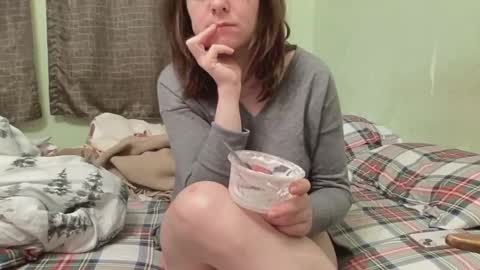 Snapshot of juna_cute chatting on 01-19-25, 02:47 Juna inclusive online show from 01-19-25, 02:47