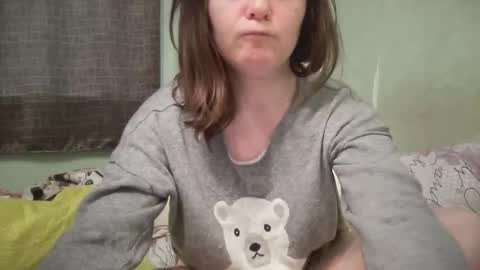 Snapshot of juna_cute chatting on 02-02-25, 05:21 Juna inclusive online show from 02-02-25, 05:21