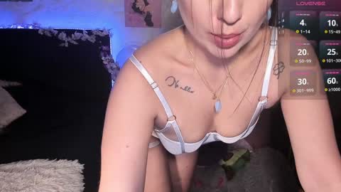 Snapshot of junee_ chatting on 12-04-24, 03:59 Maria online show from 12-04-24, 03:59