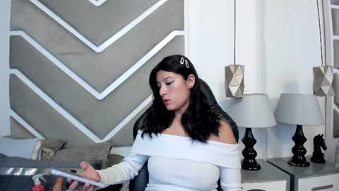 junggsolhyum online show from 07-30-26, 09:58