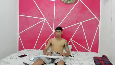 Snapshot of junior_bigcock3 chatting on 11-22-25, 08:08 junior_bigcock3 online show from 11-22-25, 08:08