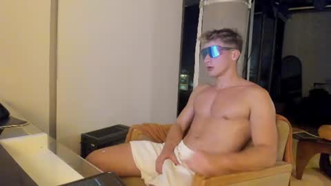 Junior Madison online show from 06-09-26, 04:24