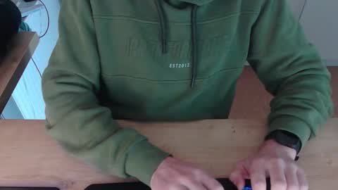 Snapshot of junk2711 chatting on 03-08-26, 08:40 junk2711 online show from 03-08-26, 08:40