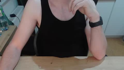 Snapshot of junk2711 chatting on 04-08-26, 06:46 junk2711 online show from 04-08-26, 06:46