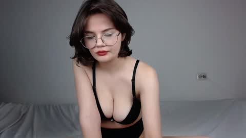Snapshot of junnewers chatting on 02-19-25, 09:25 JunneWers online show from 02-19-25, 09:25