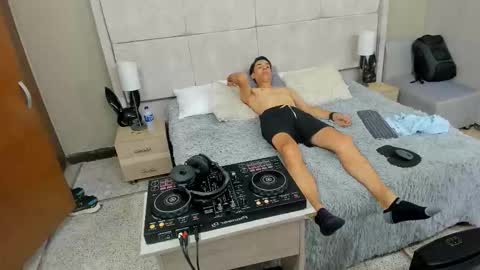 Jupiter online show from 12-01-25, 05:29