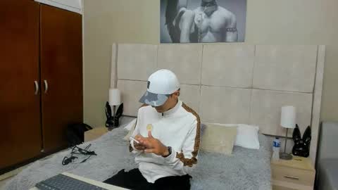 Jupiter online show from 12-05-25, 05:42