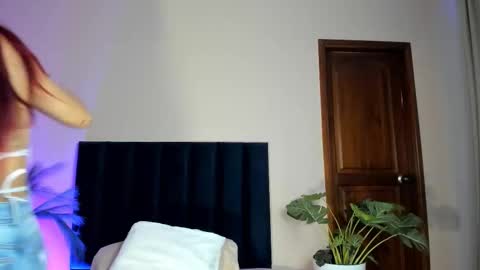 Snapshot of jupiterfoxxxx chatting on 03-21-26, 12:48 Jupiter Fox online show from 03-21-26, 12:48