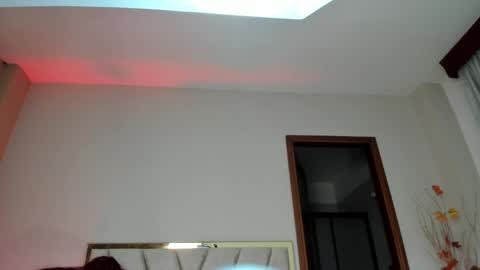 Snapshot of jupiterfoxxxx chatting on 05-09-26, 11:54 Jupiter Fox online show from 05-09-26, 11:54