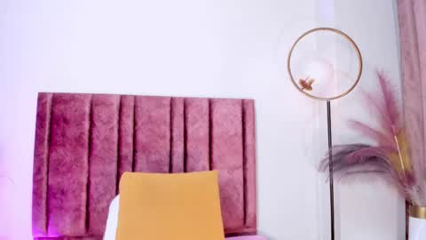 Snapshot of jupiterfoxxxx chatting on 05-15-26, 11:01 Jupiter Fox online show from 05-15-26, 11:01